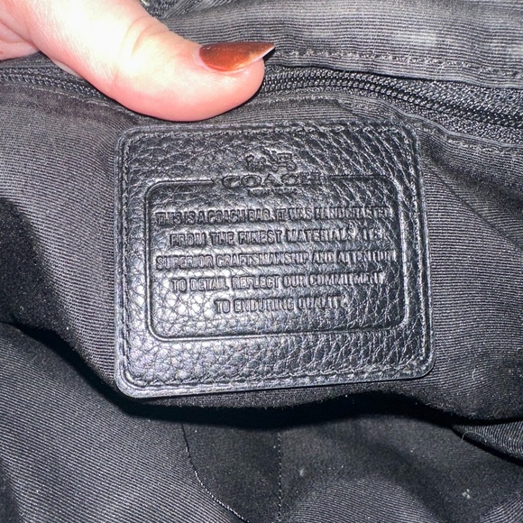 Coach Outline Signature Kelsey satchel in black canvas with black leather trim - Picture 3 of 3